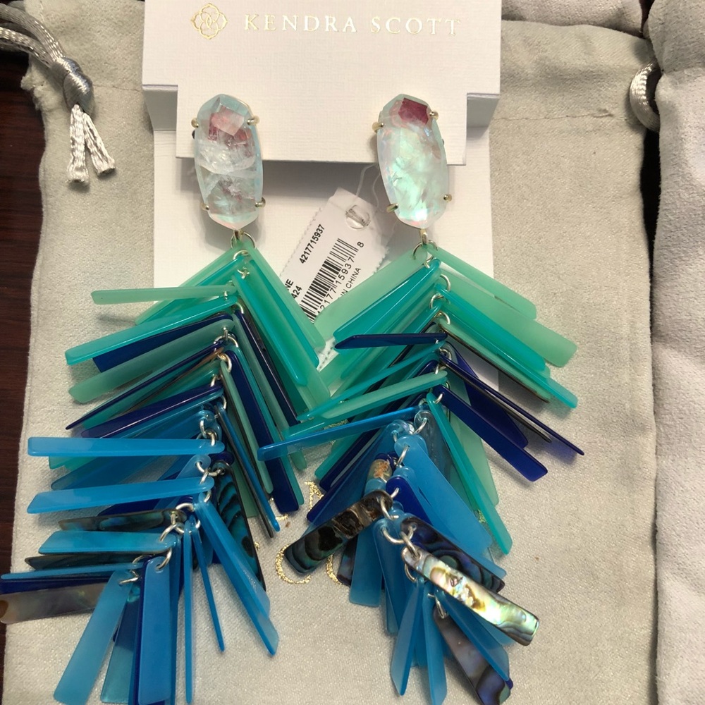 NWT KS Justyne
